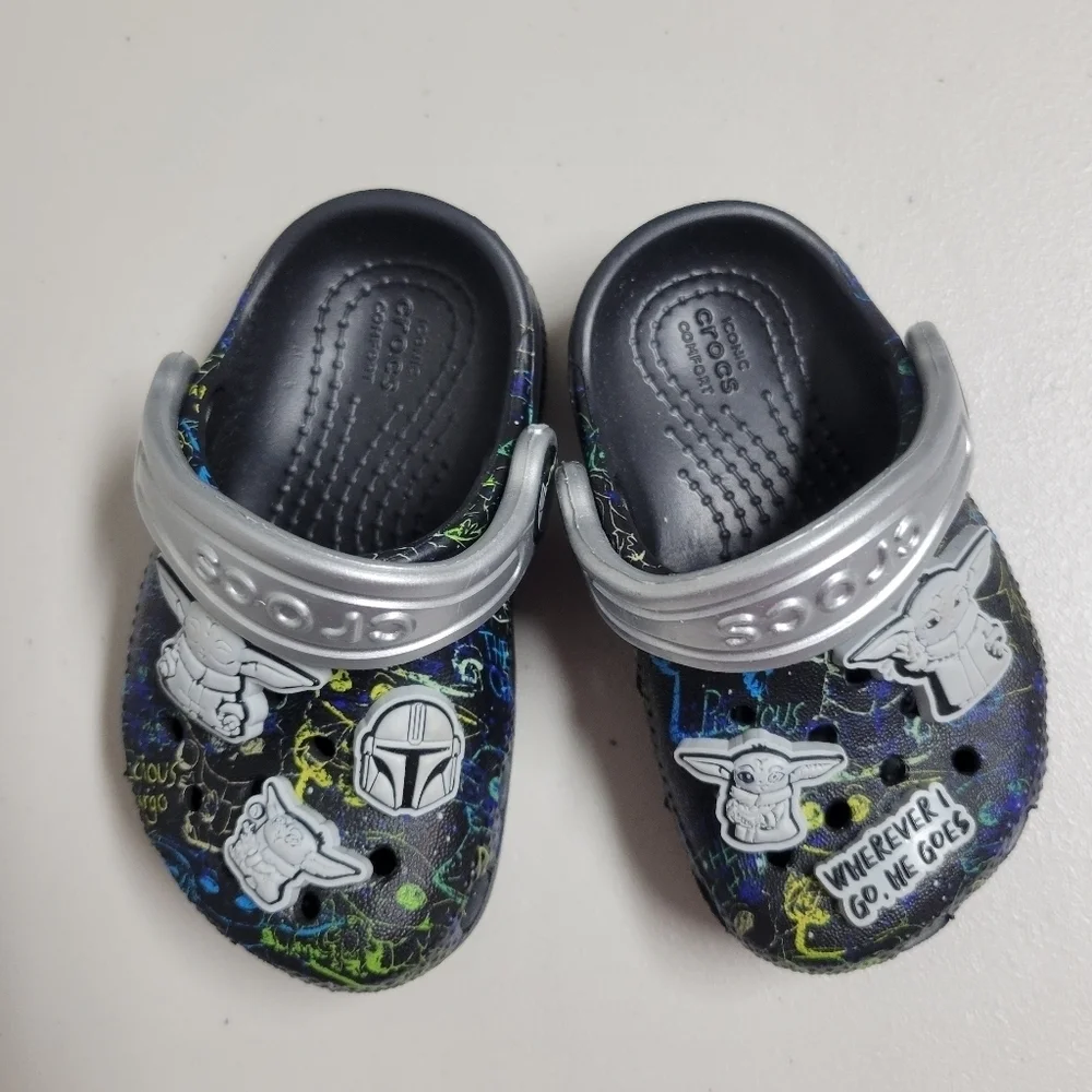 CROCS The Mandalorian The Child Toddler Size C4.